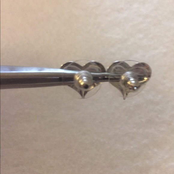 Sterling Silver Heart Earrings Pierced Brand New - Picture 3 of 7